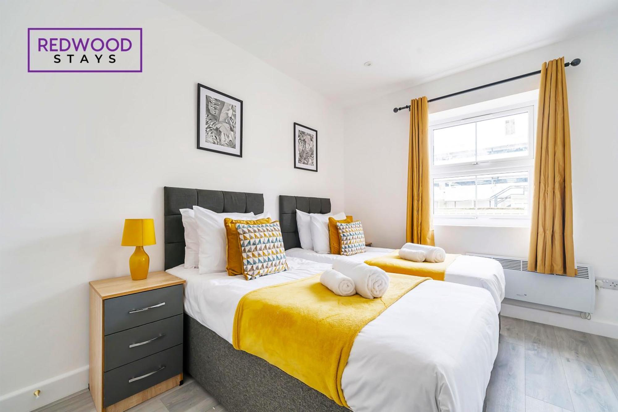 Brand New, 2 Bed 1 Bath, Modern Town Center Apartment, Free Wifi & Netflix By Redwood Stays Aldershot Ngoại thất bức ảnh