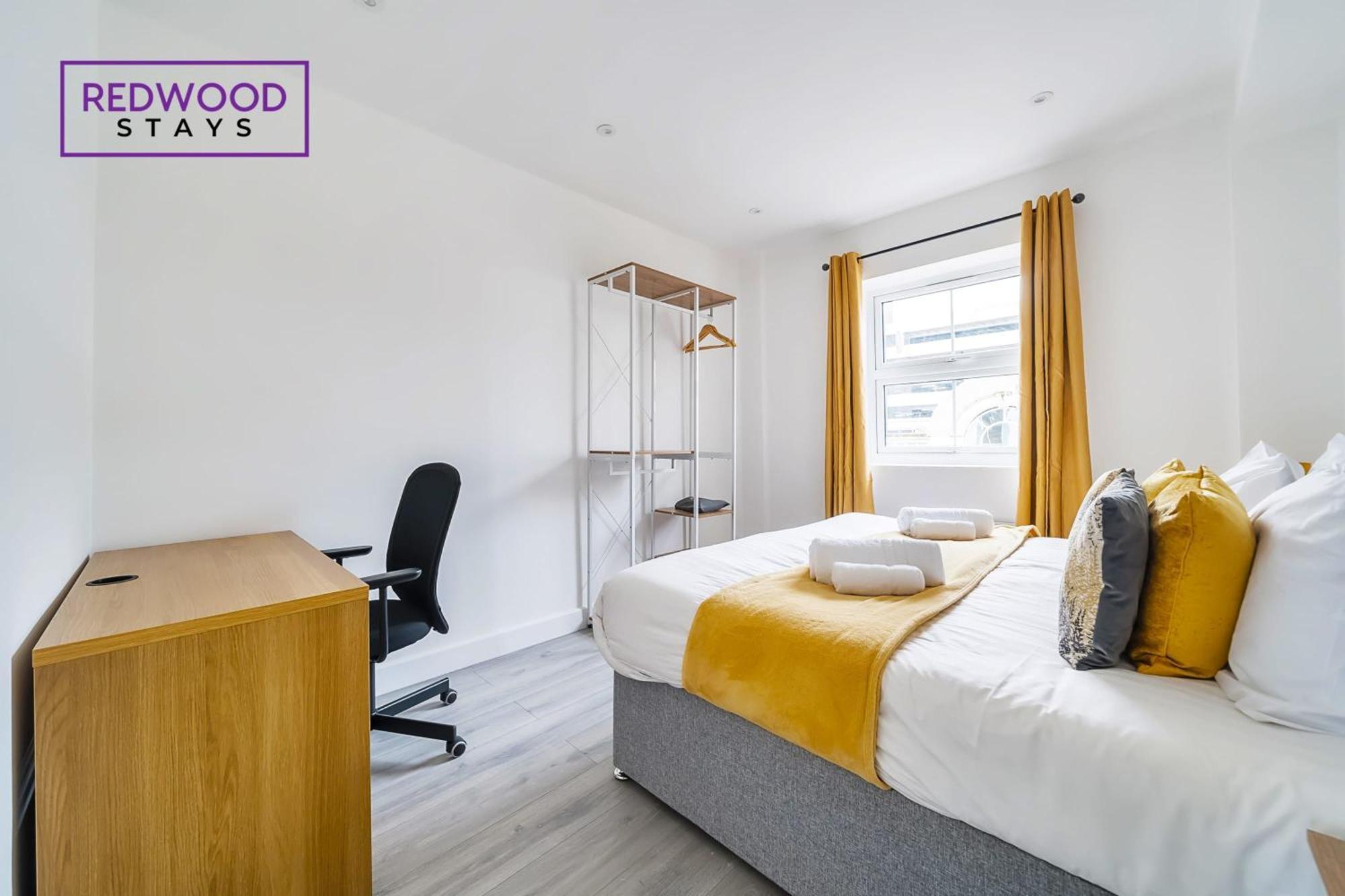 Brand New, 2 Bed 1 Bath, Modern Town Center Apartment, Free Wifi & Netflix By Redwood Stays Aldershot Ngoại thất bức ảnh