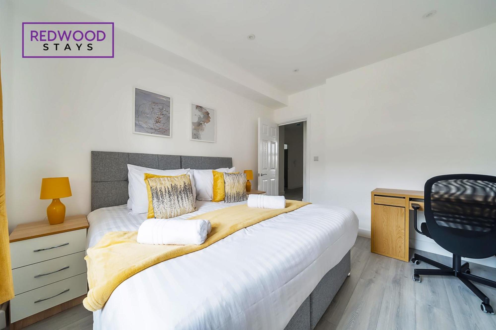 Brand New, 2 Bed 1 Bath, Modern Town Center Apartment, Free Wifi & Netflix By Redwood Stays Aldershot Ngoại thất bức ảnh
