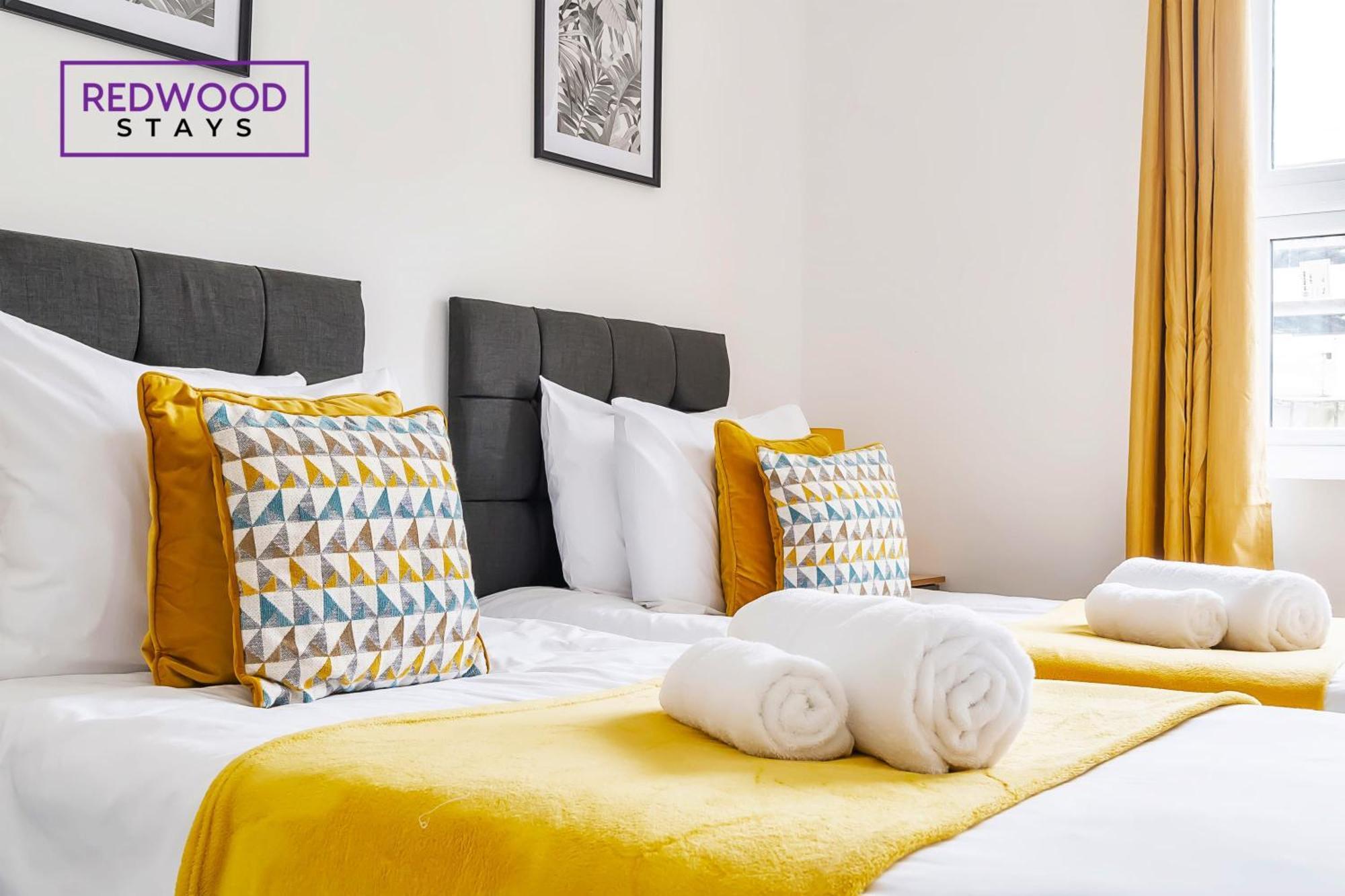 Brand New, 2 Bed 1 Bath, Modern Town Center Apartment, Free Wifi & Netflix By Redwood Stays Aldershot Ngoại thất bức ảnh